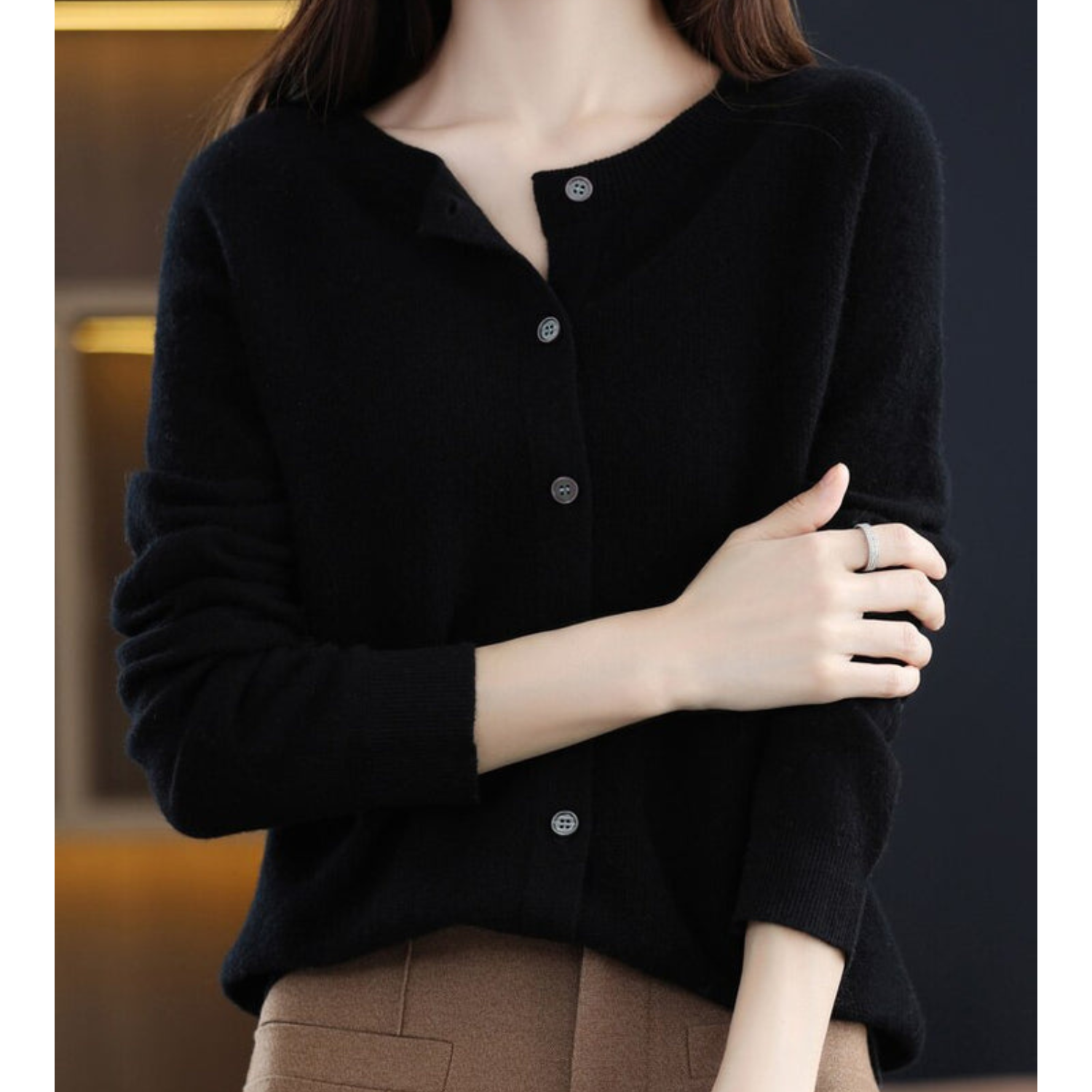 Isham | Women's Knitwear Modern Casual Shape