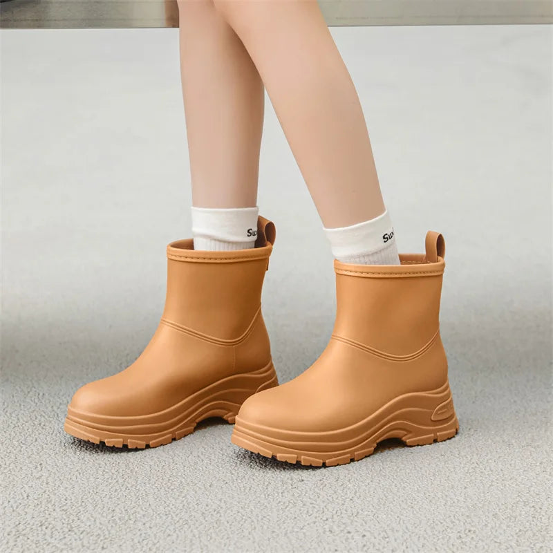 Axton | Women's Boots High-Profile Silhouette