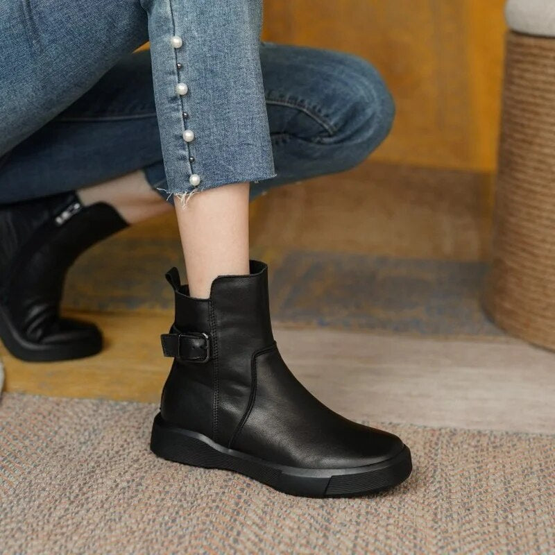 Isham | Women's Boots Classic Ankle Structure